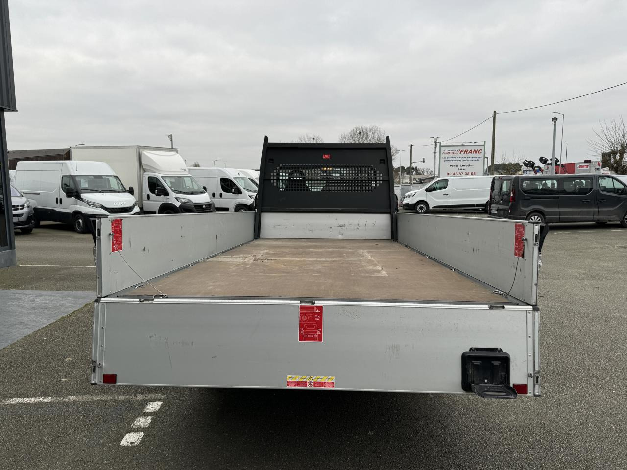 CITROEN JUMPER 3T5 PLATEAU 4M20 2.2 HDI 140CH - Bortinis automobilis: foto 3 CITROEN JUMPER 3T5 PLATEAU 4M20 2.2 HDI 140CH - Bortinis automobilis: foto 3