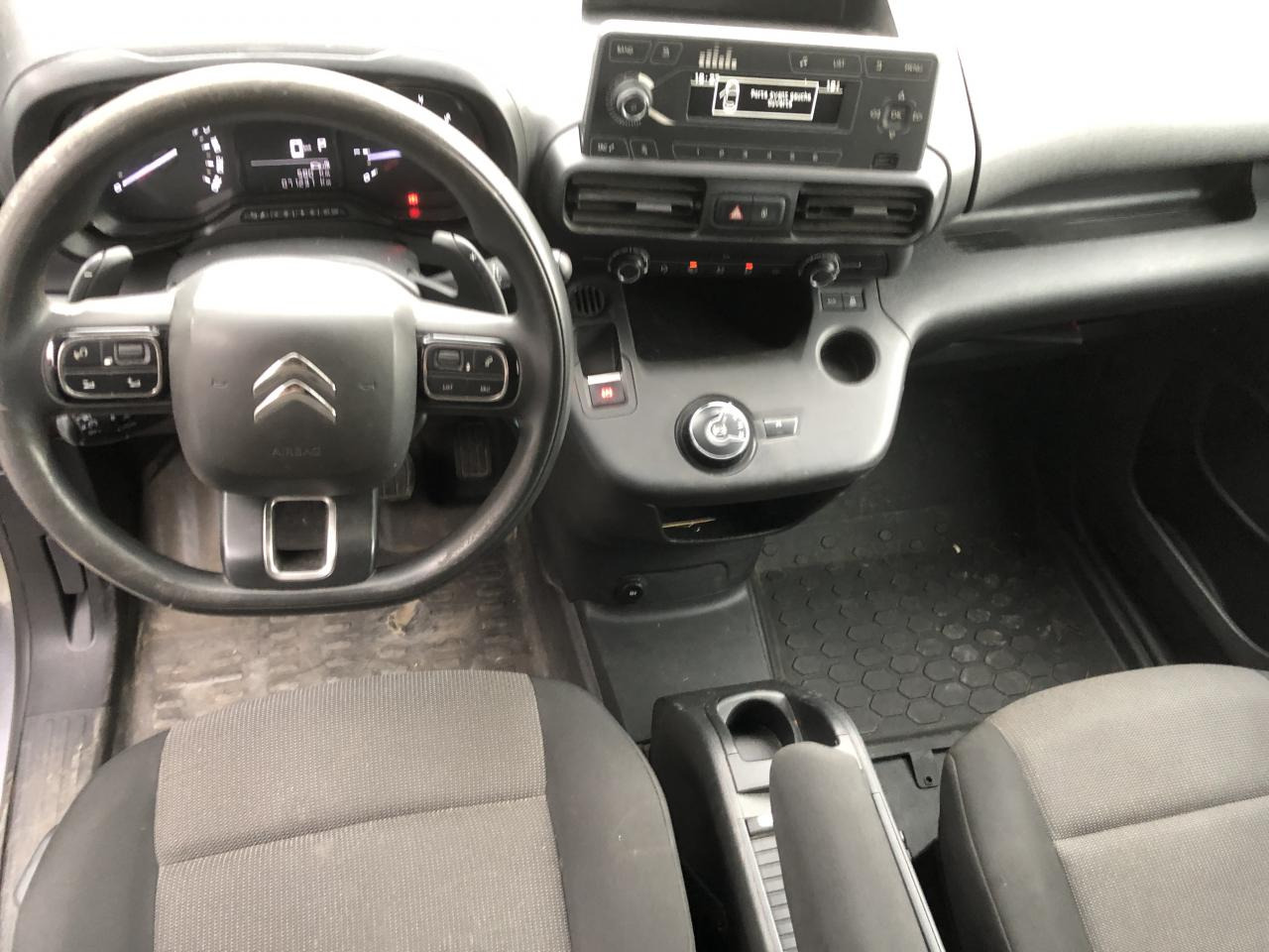 CITROEN berlingo M 1000KG BLUEHDI 130 S&S CLUB EAT8 - Krovininis mikroautobusas: foto 4 CITROEN berlingo M 1000KG BLUEHDI 130 S&S CLUB EAT8 - Krovininis mikroautobusas: foto 4