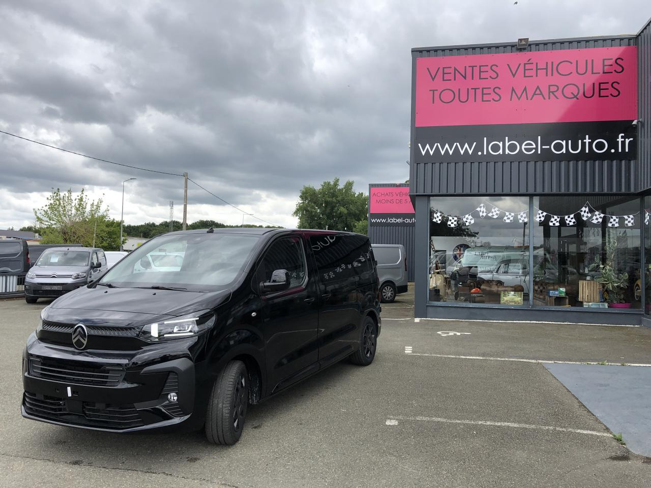 CITROEN jumpy M 2.0 BLUEHDI 180CH S&S CABINE APPROFONDIE FIXE EAT8 - Krovininis mikroautobusas: foto 5 CITROEN jumpy M 2.0 BLUEHDI 180CH S&S CABINE APPROFONDIE FIXE EAT8 - Krovininis mikroautobusas: foto 5