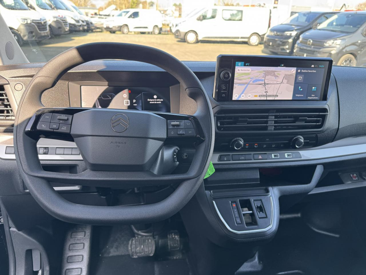 Citroen Jumpy 2 PLACES XL 2.0 BLUEHDI 180CH S&S PACK PREMIUM CONNECT EAT8 - Krovininis mikroautobusas: foto 3 Citroen Jumpy 2 PLACES XL 2.0 BLUEHDI 180CH S&S PACK PREMIUM CONNECT EAT8 - Krovininis mikroautobusas: foto 3
