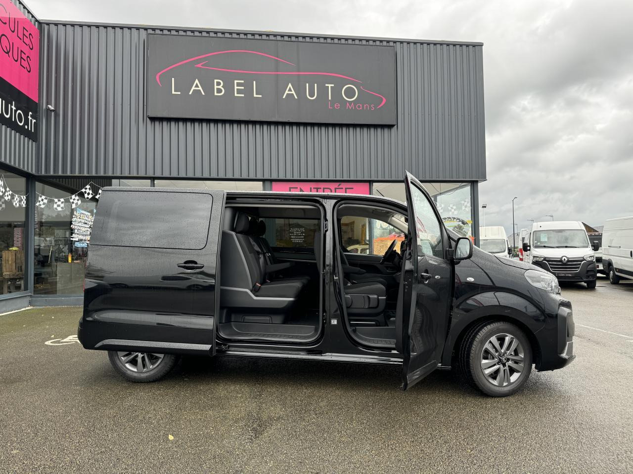 Citroen Jumpy M 2.0 BLUEHDI 180CH S&S CABINE APPROFONDIE FIXE EAT8 - Komercinis automobilis su dviguba kabina: foto 1 Citroen Jumpy M 2.0 BLUEHDI 180CH S&S CABINE APPROFONDIE FIXE EAT8 - Komercinis automobilis su dviguba kabina: foto 1