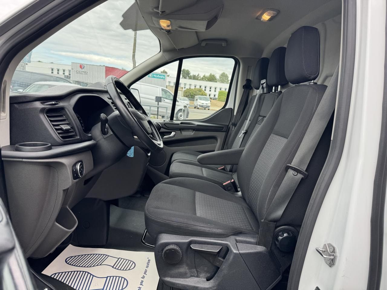 Ford Transit Custom 300 L2H1 2.0 ECOBLUE 130 HYBRID TREND BUSINESS - Krovininis mikroautobusas: foto 4 Ford Transit Custom 300 L2H1 2.0 ECOBLUE 130 HYBRID TREND BUSINESS - Krovininis mikroautobusas: foto 4