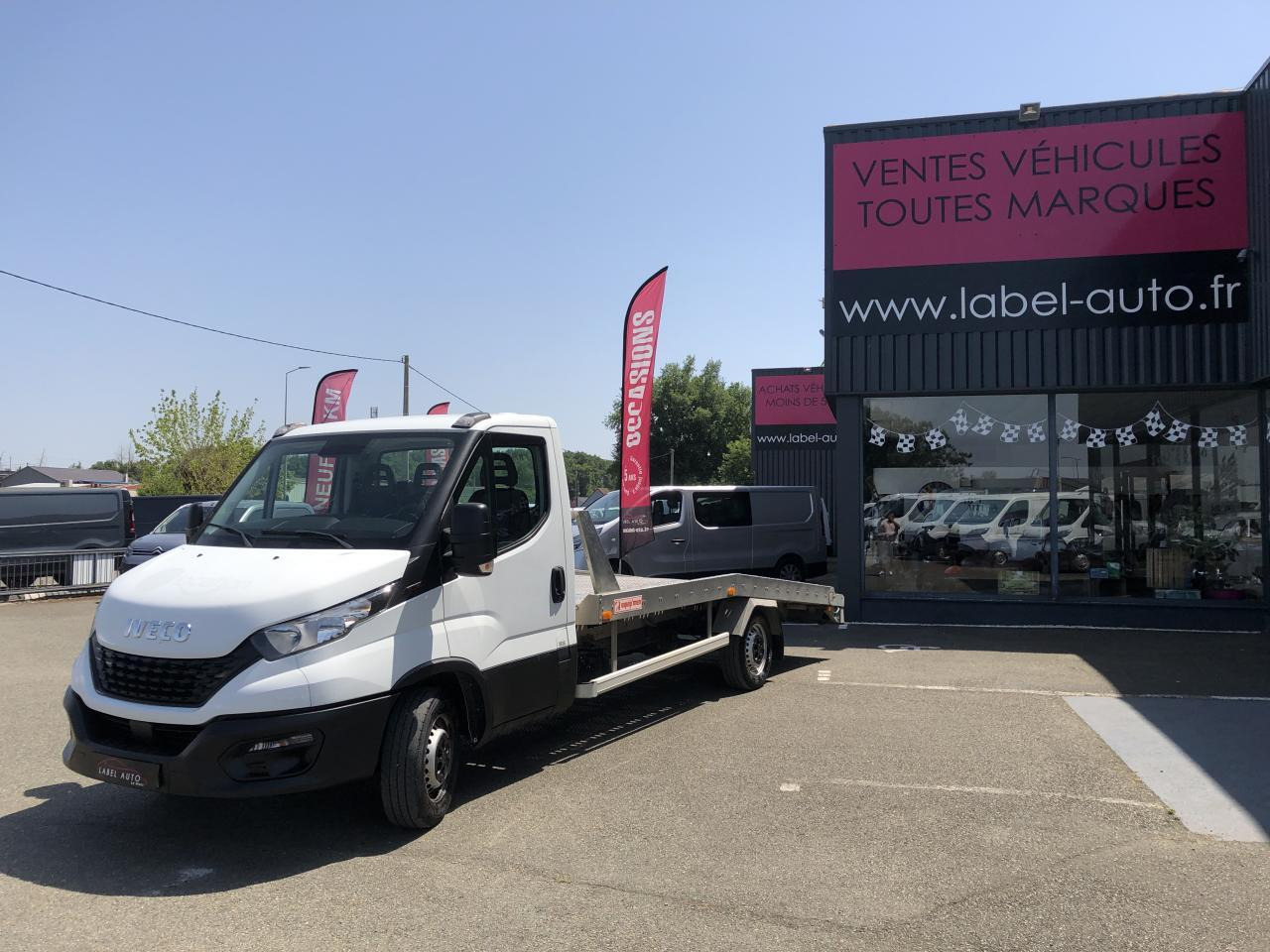 Iveco Daily IVECO PORTE VOITURE DEPANNEUSE 35 S 16 3L0 160 CH EMPATTEMENT 4100 PLATEAU FIX ALU EQUIP M - Autovežis sunkvežimis: foto 5 Iveco Daily IVECO PORTE VOITURE DEPANNEUSE 35 S 16 3L0 160 CH EMPATTEMENT 4100 PLATEAU FIX ALU EQUIP M - Autovežis sunkvežimis: foto 5