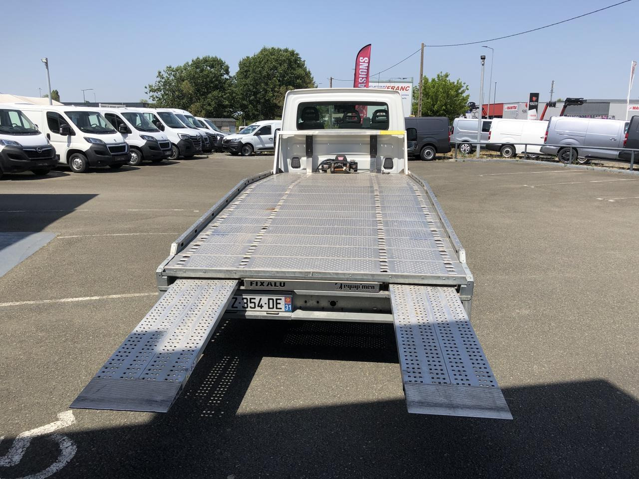 Iveco Daily IVECO PORTE VOITURE DEPANNEUSE 35 S 16 3L0 160 CH EMPATTEMENT 4100 PLATEAU FIX ALU EQUIP M - Autovežis sunkvežimis: foto 3 Iveco Daily IVECO PORTE VOITURE DEPANNEUSE 35 S 16 3L0 160 CH EMPATTEMENT 4100 PLATEAU FIX ALU EQUIP M - Autovežis sunkvežimis: foto 3