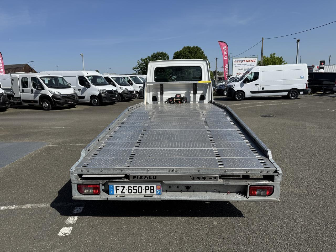 Iveco Daily IVECO PORTE VOITURE DEPANNEUSE 35 S 16 3L0 160 CH EMPATTEMENT 4100 PLATEAU FIX ALU EQUIP M - Autovežis sunkvežimis: foto 4 Iveco Daily IVECO PORTE VOITURE DEPANNEUSE 35 S 16 3L0 160 CH EMPATTEMENT 4100 PLATEAU FIX ALU EQUIP M - Autovežis sunkvežimis: foto 4
