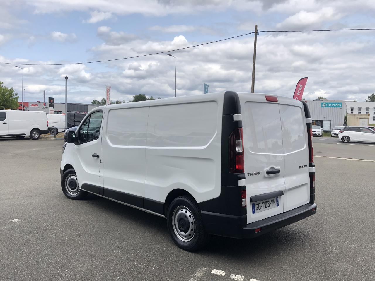 Renault Trafic L2H1 1200 Kg 2.0 Energy dCi - 145 - BV EDC III FOURGON Fourgon Confort L2H1 PHASE 2 - Kita technika: foto 5 Renault Trafic L2H1 1200 Kg 2.0 Energy dCi - 145 - BV EDC III FOURGON Fourgon Confort L2H1 PHASE 2 - Kita technika: foto 5