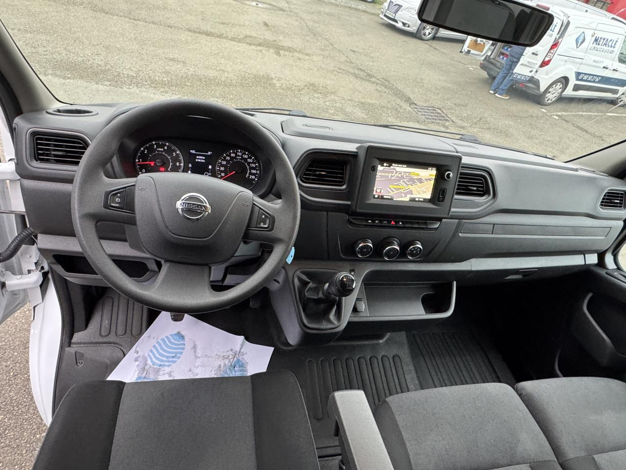 NISSAN Interstar Acenta 3.5t L4H1 2.3 dCi 165Ch CHASSIS CABINE BACHE - Tentinis mikroautobusas: foto 3 NISSAN Interstar Acenta 3.5t L4H1 2.3 dCi 165Ch CHASSIS CABINE BACHE - Tentinis mikroautobusas: foto 3