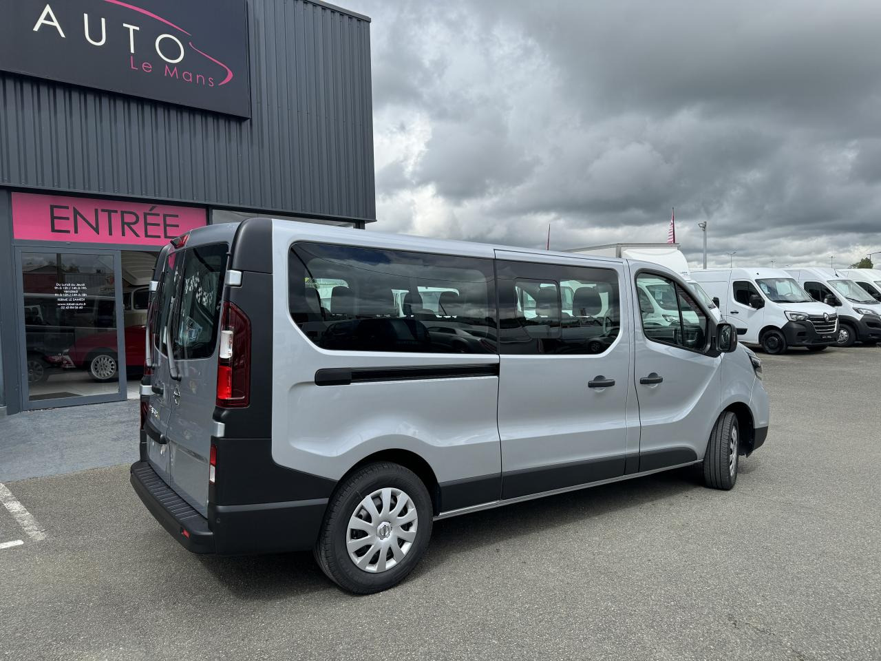 Keleivinis furgonas NISSAN Primastar N-Connecta 3.0t L2H1 2.0 dCi - 150 - BV DCT - S/S  II 2021 COMBI Combi L2H1 PHASE 2: foto 9