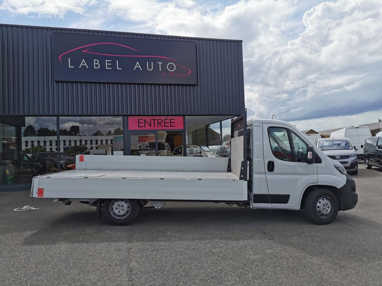 PEUGEOT BOXER 3T5 PLATEAU 4M20 2.2 HDI 140CH - Bortinis automobilis: foto 3 PEUGEOT BOXER 3T5 PLATEAU 4M20 2.2 HDI 140CH - Bortinis automobilis: foto 3