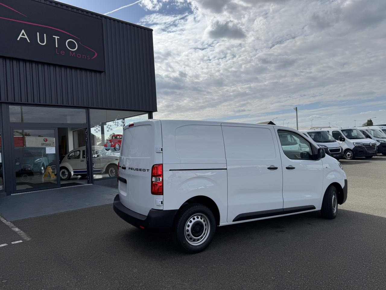 PEUGEOT expert M 2.0 BLUEHDI 145CH PACK CONNECT - Krovininis mikroautobusas: foto 5 PEUGEOT expert M 2.0 BLUEHDI 145CH PACK CONNECT - Krovininis mikroautobusas: foto 5