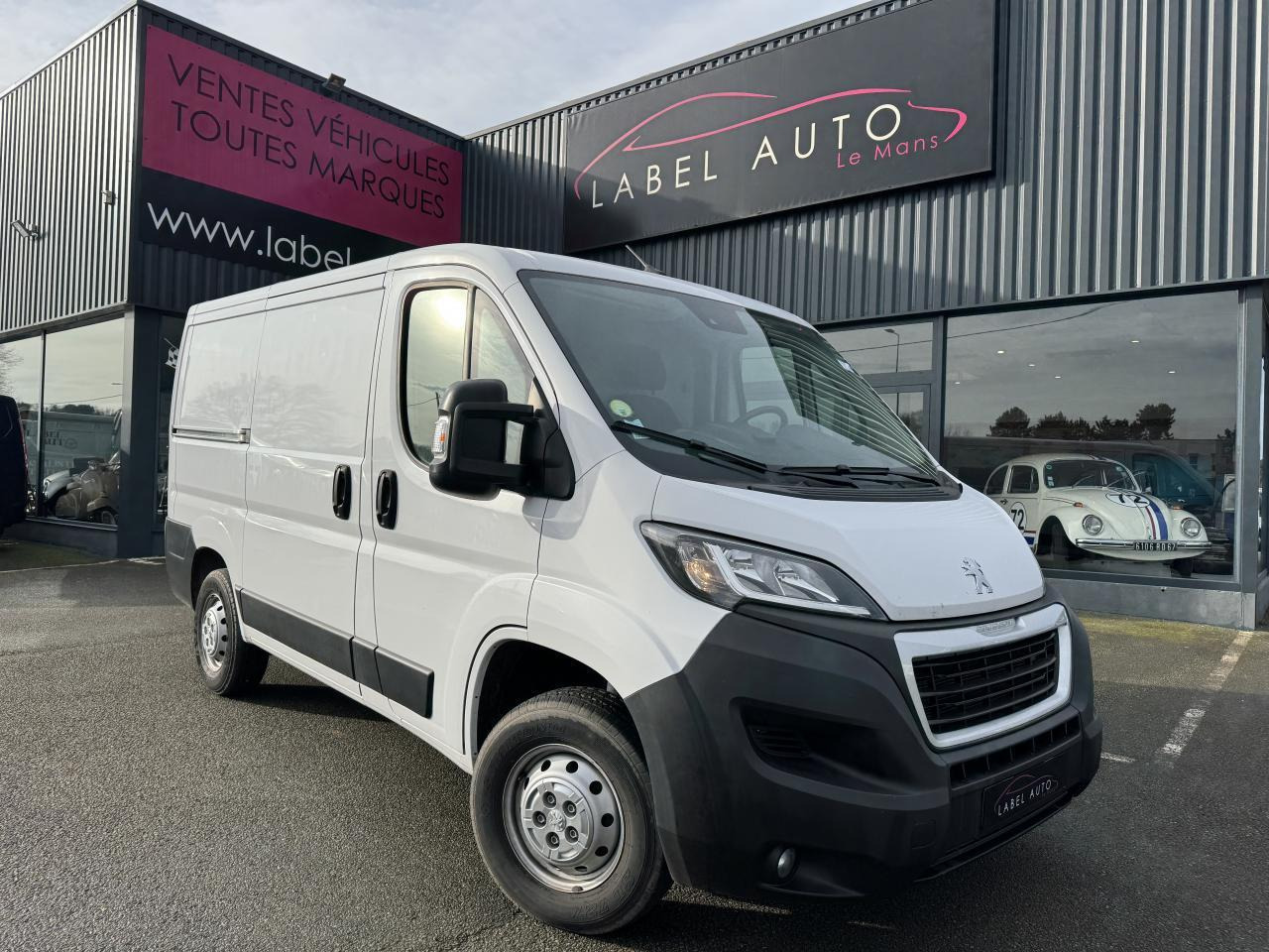 Peugeot Boxer 330 L1H1 2.2 BLUEHDI S&S 140CH ASPHALT - Krovininis mikroautobusas: foto 1 Peugeot Boxer 330 L1H1 2.2 BLUEHDI S&S 140CH ASPHALT - Krovininis mikroautobusas: foto 1