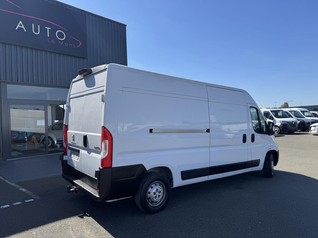 Peugeot Boxer L3H2 3.5 140CH BLUEHDI S&S PACK ASPHALT CONNECT - Krovininis mikroautobusas: foto 5 Peugeot Boxer L3H2 3.5 140CH BLUEHDI S&S PACK ASPHALT CONNECT - Krovininis mikroautobusas: foto 5