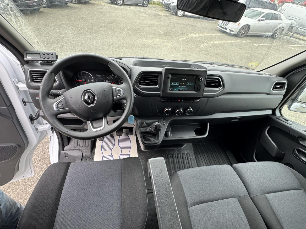 RENAULT MASTER 3T5 CAISSE FRIGO 2.3 DCI 165CH GRAND CONFORT - Furgonas šaldytuvas: foto 3 RENAULT MASTER 3T5 CAISSE FRIGO 2.3 DCI 165CH GRAND CONFORT - Furgonas šaldytuvas: foto 3