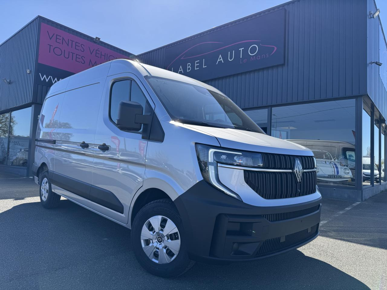 RENAULT Master Advance 3t3 L2H2 2.0 Blue dCi - 150 2025 IV FOURGON Fourgon L2H2 Traction - Krovininis mikroautobusas: foto 1 RENAULT Master Advance 3t3 L2H2 2.0 Blue dCi - 150 2025 IV FOURGON Fourgon L2H2 Traction - Krovininis mikroautobusas: foto 1