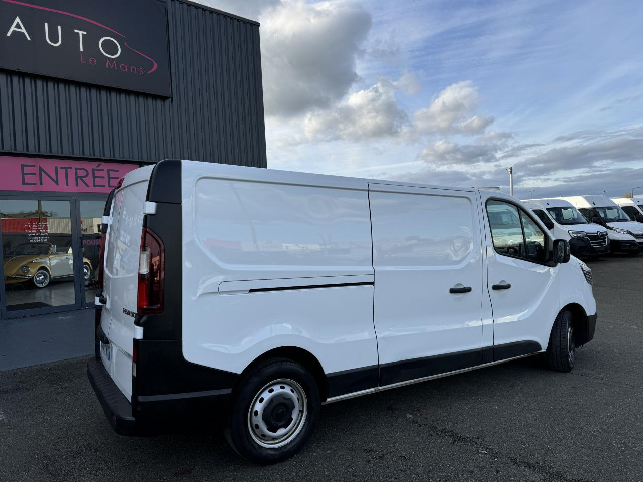 RENAULT Trafic L2H1 3000 Kg 2.0 Blue dCi - 130 III FOURGON Fourgon Grand Confort L2H1 PHASE 3 - Krovininis mikroautobusas: foto 5 RENAULT Trafic L2H1 3000 Kg 2.0 Blue dCi - 130 III FOURGON Fourgon Grand Confort L2H1 PHASE 3 - Krovininis mikroautobusas: foto 5