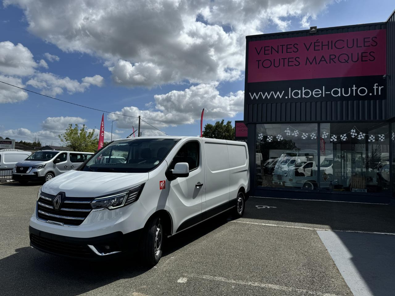 RENAULT Trafic L2H1 3000 Kg 2.0 Blue dCi - 170 2024 III FOURGON Fourgon Advance L2H1 PHASE 3 - Krovininis mikroautobusas: foto 3 RENAULT Trafic L2H1 3000 Kg 2.0 Blue dCi - 170 2024 III FOURGON Fourgon Advance L2H1 PHASE 3 - Krovininis mikroautobusas: foto 3