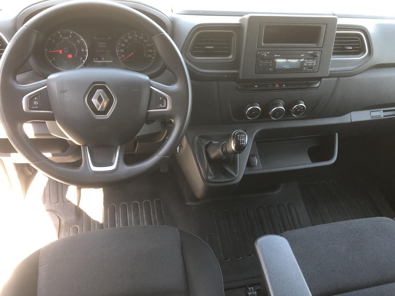 Renault Master F3300 L2H2 2.3 DCI 135CH CABINE APPROFONDIE CONFORT 7 PLACES - Komercinis automobilis su dviguba kabina: foto 3 Renault Master F3300 L2H2 2.3 DCI 135CH CABINE APPROFONDIE CONFORT 7 PLACES - Komercinis automobilis su dviguba kabina: foto 3