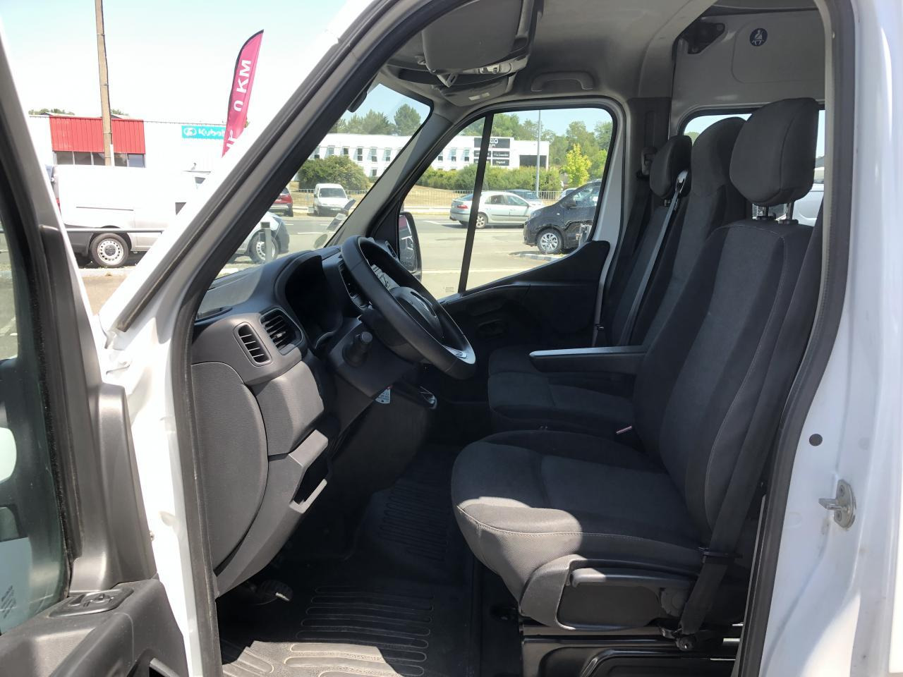 Renault Master F3300 L2H2 2.3 DCI 135CH CABINE APPROFONDIE CONFORT 7 PLACES - Komercinis automobilis su dviguba kabina: foto 4 Renault Master F3300 L2H2 2.3 DCI 135CH CABINE APPROFONDIE CONFORT 7 PLACES - Komercinis automobilis su dviguba kabina: foto 4