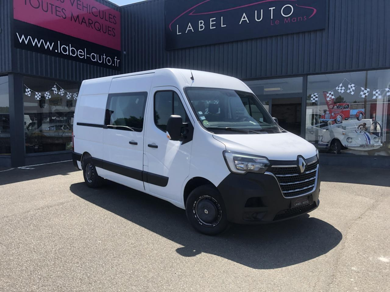 Renault Master F3300 L2H2 2.3 DCI 135CH CABINE APPROFONDIE CONFORT 7 PLACES - Komercinis automobilis su dviguba kabina: foto 1 Renault Master F3300 L2H2 2.3 DCI 135CH CABINE APPROFONDIE CONFORT 7 PLACES - Komercinis automobilis su dviguba kabina: foto 1