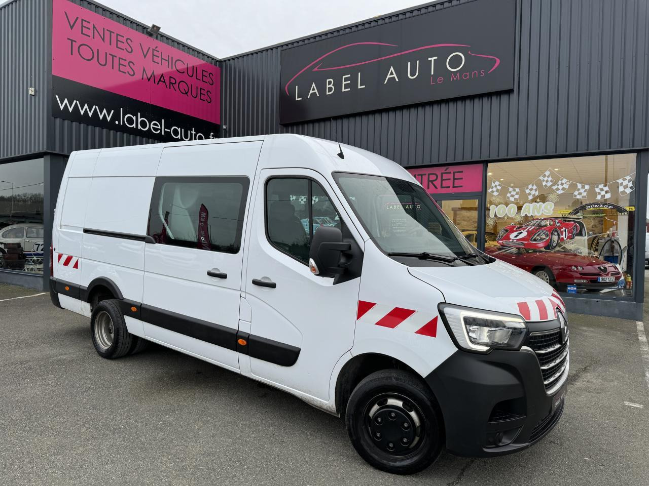 Renault Master F3500 L3H2 2.3 BLUE DCI 135CH CABINE APPROFONDIE 6 PLACES GRAND CONFORT - Komercinis automobilis su dviguba kabina: foto 3 Renault Master F3500 L3H2 2.3 BLUE DCI 135CH CABINE APPROFONDIE 6 PLACES GRAND CONFORT - Komercinis automobilis su dviguba kabina: foto 3