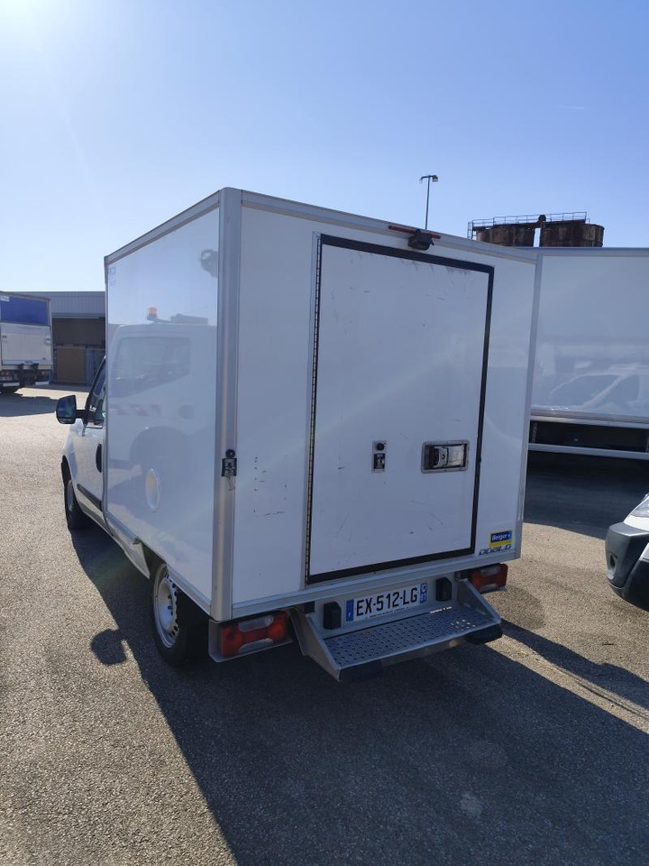 Fiat Doblo PC Caisse Frigorifique - Furgonas šaldytuvas: foto 3 Fiat Doblo PC Caisse Frigorifique - Furgonas šaldytuvas: foto 3