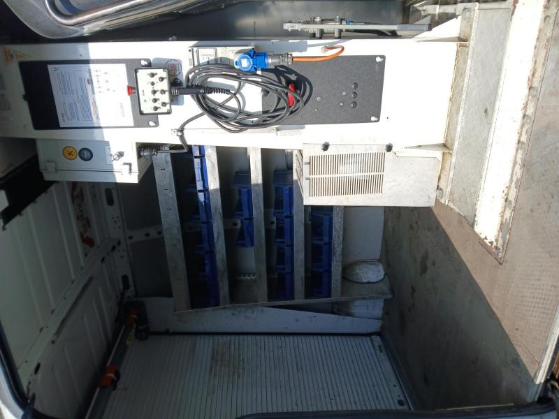 MASTER L2H2 145CV NACELLE - Autobokštelio: foto 5 MASTER L2H2 145CV NACELLE - Autobokštelio: foto 5