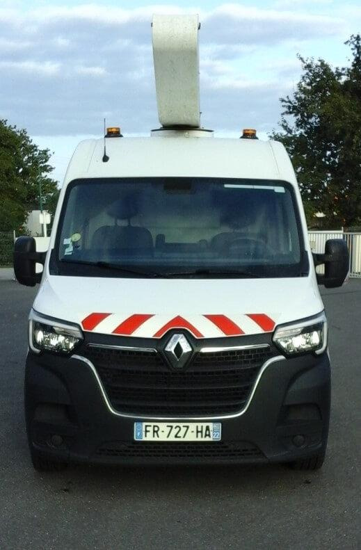 Renault Master 145.35 FG Tronqué L2H2 Nacelle Pack éco - Autobokštelio: foto 1 Renault Master 145.35 FG Tronqué L2H2 Nacelle Pack éco - Autobokštelio: foto 1
