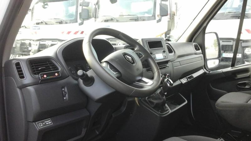 Renault Master 145.35 FG Tronqué L2H2 Nacelle Pack éco - Autobokštelio: foto 5 Renault Master 145.35 FG Tronqué L2H2 Nacelle Pack éco - Autobokštelio: foto 5