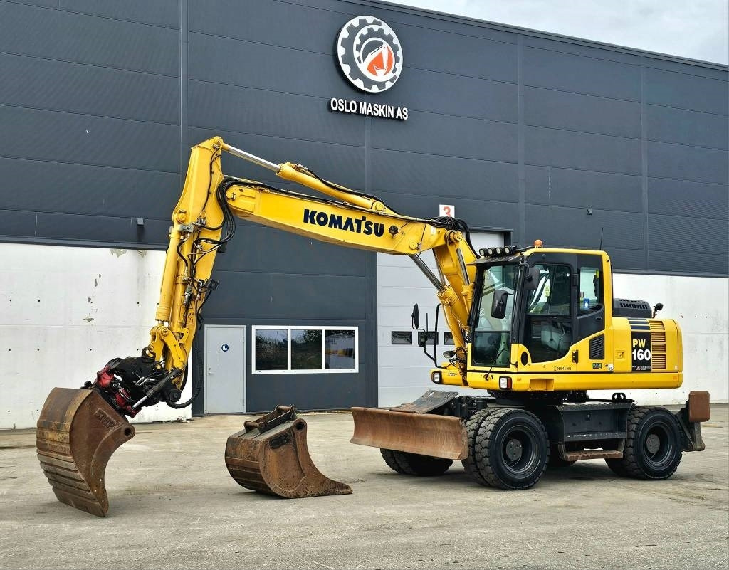 Komatsu pw 160 -8 - Ratinis ekskavatorius: foto 1 Komatsu pw 160 -8 - Ratinis ekskavatorius: foto 1