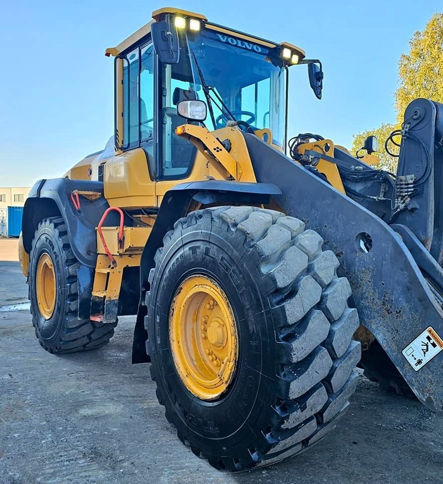 Ratinis krautuvas Volvo L 110 H: foto 13