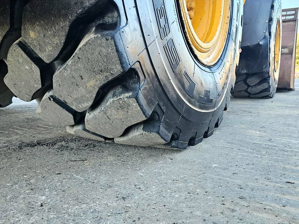 Ratinis krautuvas Volvo L 110 H: foto 18