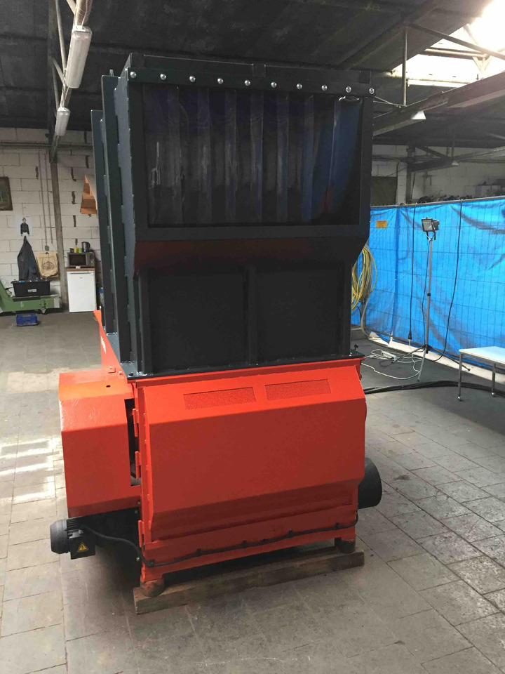 WEIMA - SCHNEIDMÜHLE MIT HYDRAULIKSCHIEBER - Pramoninis smulkintuvas: foto 1 WEIMA - SCHNEIDMÜHLE MIT HYDRAULIKSCHIEBER - Pramoninis smulkintuvas: foto 1