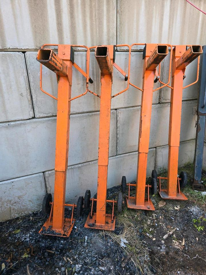 4x Stützen für Salzstreuer Container Wohnkabine Schmidt Epoke Gmeiner Salzsilo Streuautomat Winterdienst - Smėlio/ Druskos barstytuvas: foto 1 4x Stützen für Salzstreuer Container Wohnkabine Schmidt Epoke Gmeiner Salzsilo Streuautomat Winterdienst - Smėlio/ Druskos barstytuvas: foto 1