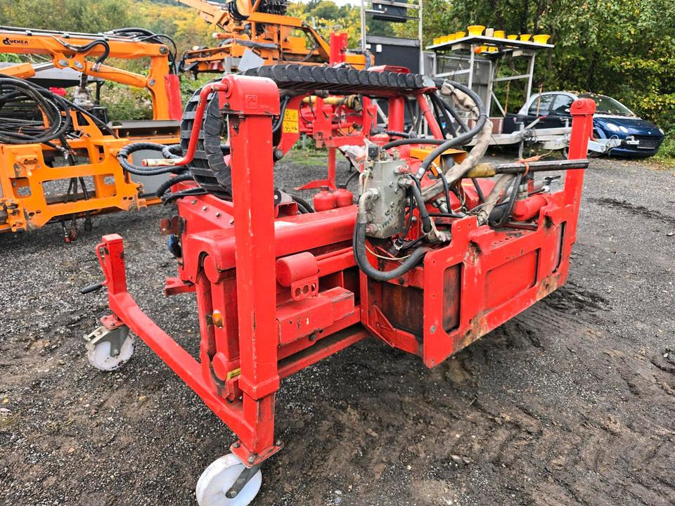 Dücker RSM 13 Randstreifenmäher Böschungsmäher Böschungsmulcher Bankettmäher für Unimog 405 UGE UGN - Šlaitinis mulčeris: foto 2 Dücker RSM 13 Randstreifenmäher Böschungsmäher Böschungsmulcher Bankettmäher für Unimog 405 UGE UGN - Šlaitinis mulčeris: foto 2