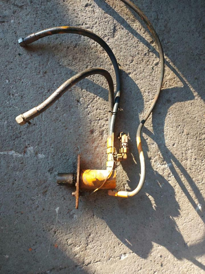 Hydraulikmotor Schmidt DST SST Salzstreuer Winterdienst Unimog - Hidraulinis variklis - Komunalinė/ Specializuota technika: foto 1 Hydraulikmotor Schmidt DST SST Salzstreuer Winterdienst Unimog - Hidraulinis variklis - Komunalinė/ Specializuota technika: foto 1