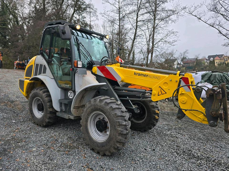 Kramer 680T Radlader 1360 Stunden Teleskoplader Radteleskoplader Teleskopradlader 580T 480T 680 580 480 - Kita technika: foto 1 Kramer 680T Radlader 1360 Stunden Teleskoplader Radteleskoplader Teleskopradlader 580T 480T 680 580 480 - Kita technika: foto 1