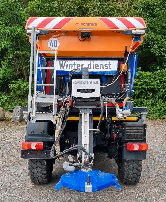 Unimog 423 Mercedes Benz U423 427 429 430 530 527 Schmidt Stratos Salzstreuer - Komunalinė/ Specializuota technika: foto 5 Unimog 423 Mercedes Benz U423 427 429 430 530 527 Schmidt Stratos Salzstreuer - Komunalinė/ Specializuota technika: foto 5