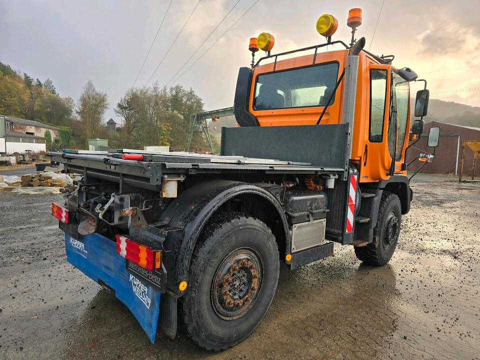 Unimog U400 Bluetec 5 2011 405 Mercedes-Benz U 300 500 423 427 430 527 530 - Komunalinė/ Specializuota technika: foto 3 Unimog U400 Bluetec 5 2011 405 Mercedes-Benz U 300 500 423 427 430 527 530 - Komunalinė/ Specializuota technika: foto 3