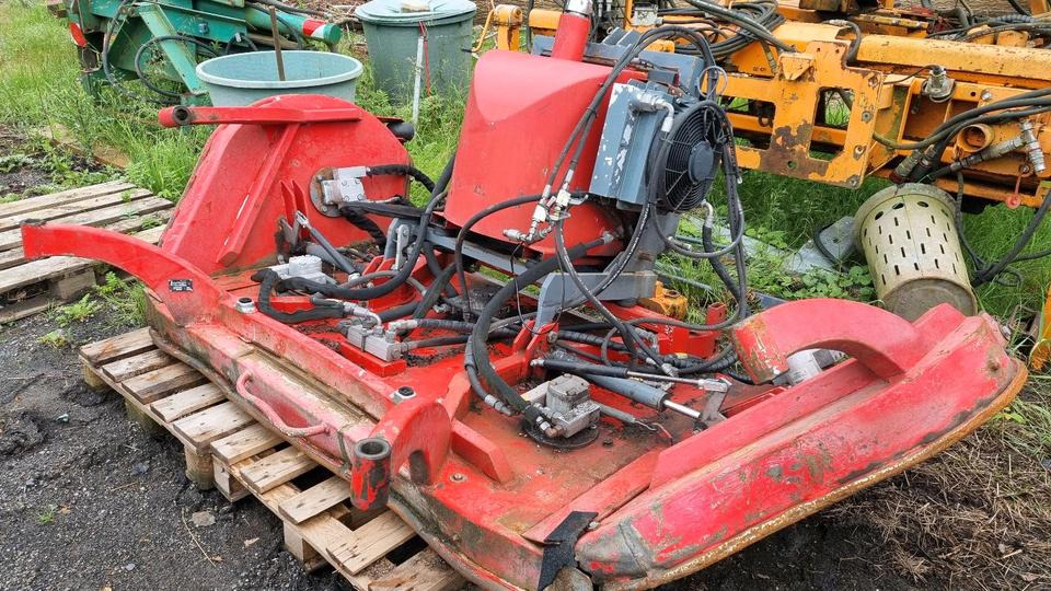Loipfinger T320KLM Mähwerk Mulchgerät Mulchmäher für Aebi Kubota Iseki Deutz Fendt - Vejapjovė: foto 1 Loipfinger T320KLM Mähwerk Mulchgerät Mulchmäher für Aebi Kubota Iseki Deutz Fendt - Vejapjovė: foto 1