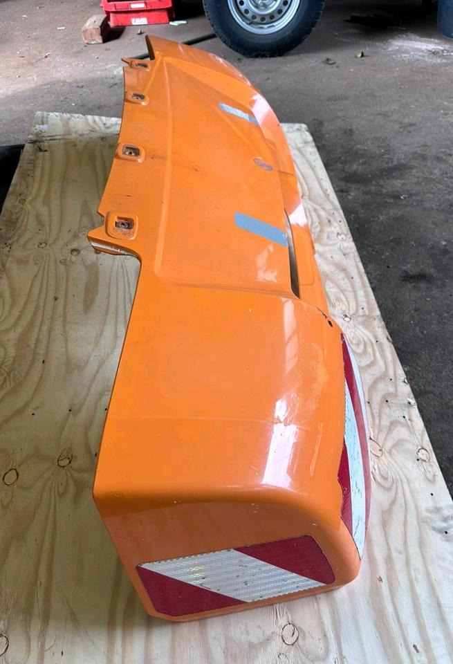 Motorhaube Unimog U 423 427 318 530 430 535 327 Mercedes-Benz 405 - Kapotas - Komunalinė/ Specializuota technika: foto 3 Motorhaube Unimog U 423 427 318 530 430 535 327 Mercedes-Benz 405 - Kapotas - Komunalinė/ Specializuota technika: foto 3