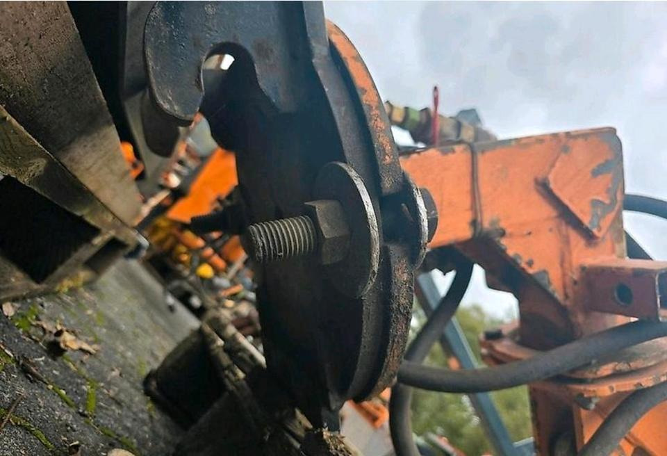 Mulag Flächenbürste Wildkrautbürste für Mähausleger MKM FME FMK 500 600 700 Böschungsmäher Böschungsmulcher - Rotacinė šluota: foto 4 Mulag Flächenbürste Wildkrautbürste für Mähausleger MKM FME FMK 500 600 700 Böschungsmäher Böschungsmulcher - Rotacinė šluota: foto 4