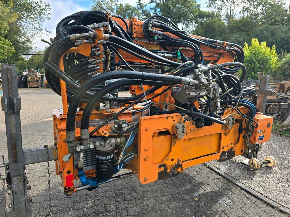 Mulag MFK 600 Mähausleger mit Randstreifenmäher MRF 350 Böschungsmäher Böschungsmulcher Hangmäher MKM 700 FME 600 500 - Smulkintuvas su manipuliatoriumi: foto 2 Mulag MFK 600 Mähausleger mit Randstreifenmäher MRF 350 Böschungsmäher Böschungsmulcher Hangmäher MKM 700 FME 600 500 - Smulkintuvas su manipuliatoriumi: foto 2