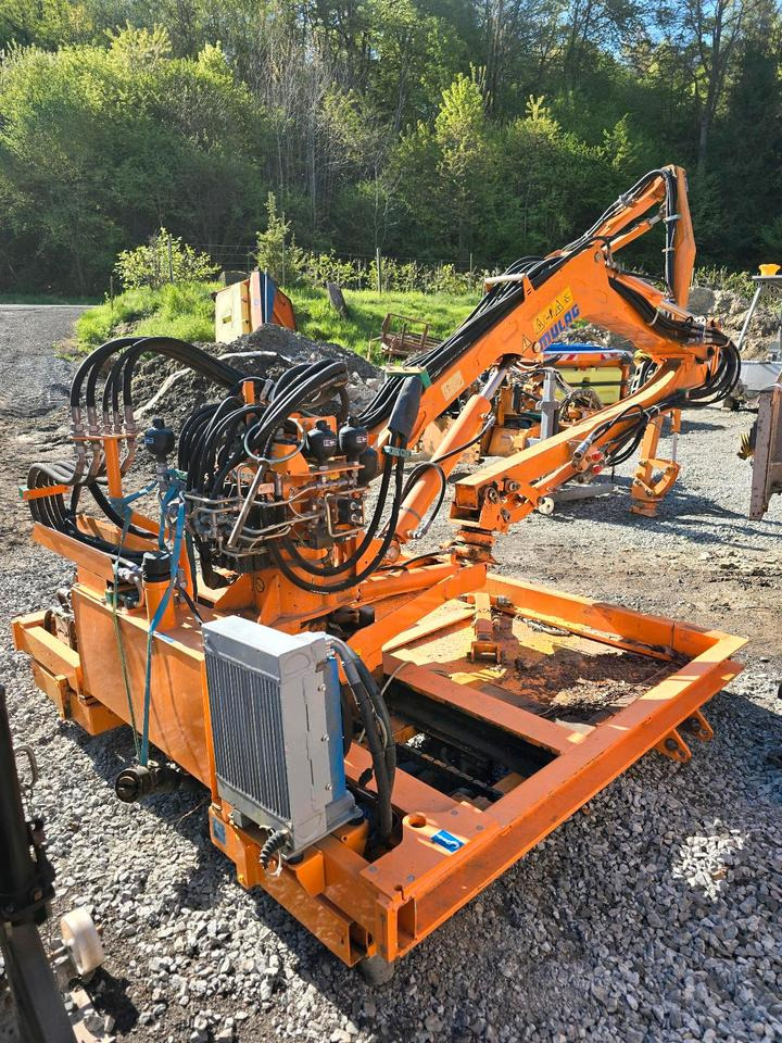 Mulag MHU 800 2013 Mähausleger Böschungsmäher Böschungsmulcher für Unimog 405 U 300 400 500 318 423 427 430 527 535 530 Mercedes-Benz - Smulkintuvas su manipuliatoriumi: foto 1 Mulag MHU 800 2013 Mähausleger Böschungsmäher Böschungsmulcher für Unimog 405 U 300 400 500 318 423 427 430 527 535 530 Mercedes-Benz - Smulkintuvas su manipuliatoriumi: foto 1