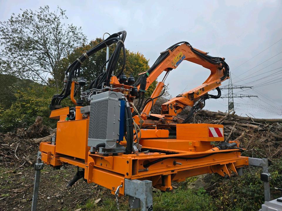 Mulag MHU 800 2020 Mähausleger Böschungsmäher Böschungsmulcher für Unimog 405 U 300 400 500 318 423 427 430 527 535 530 Mercedes-Benz - Smulkintuvas su manipuliatoriumi: foto 1 Mulag MHU 800 2020 Mähausleger Böschungsmäher Böschungsmulcher für Unimog 405 U 300 400 500 318 423 427 430 527 535 530 Mercedes-Benz - Smulkintuvas su manipuliatoriumi: foto 1