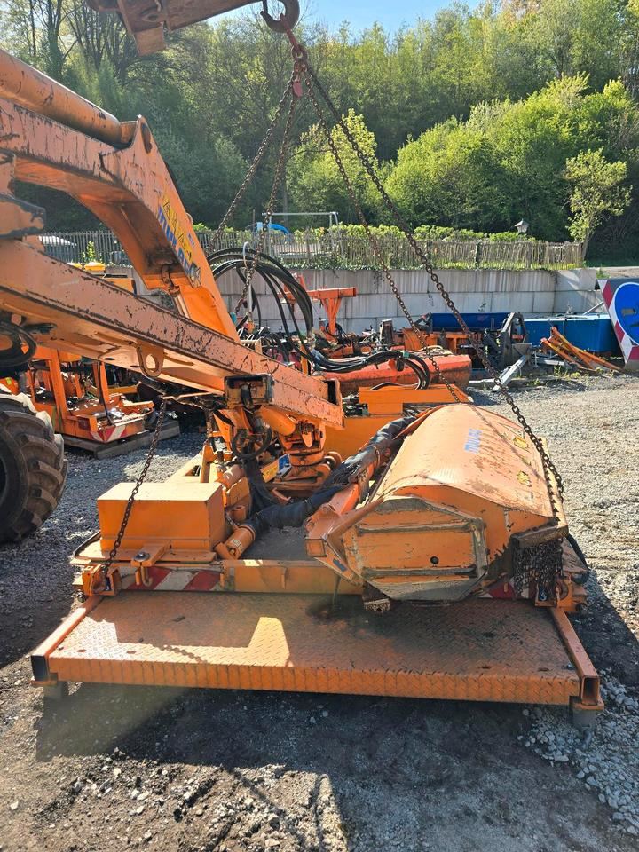 Mulag MHU 800 Mähausleger Böschungsmäher Böschungsmulcher für Unimog 405 U 300 400 500 318 423 427 430 527 535 530 Mercedes-Benz - Smulkintuvas su manipuliatoriumi: foto 5 Mulag MHU 800 Mähausleger Böschungsmäher Böschungsmulcher für Unimog 405 U 300 400 500 318 423 427 430 527 535 530 Mercedes-Benz - Smulkintuvas su manipuliatoriumi: foto 5