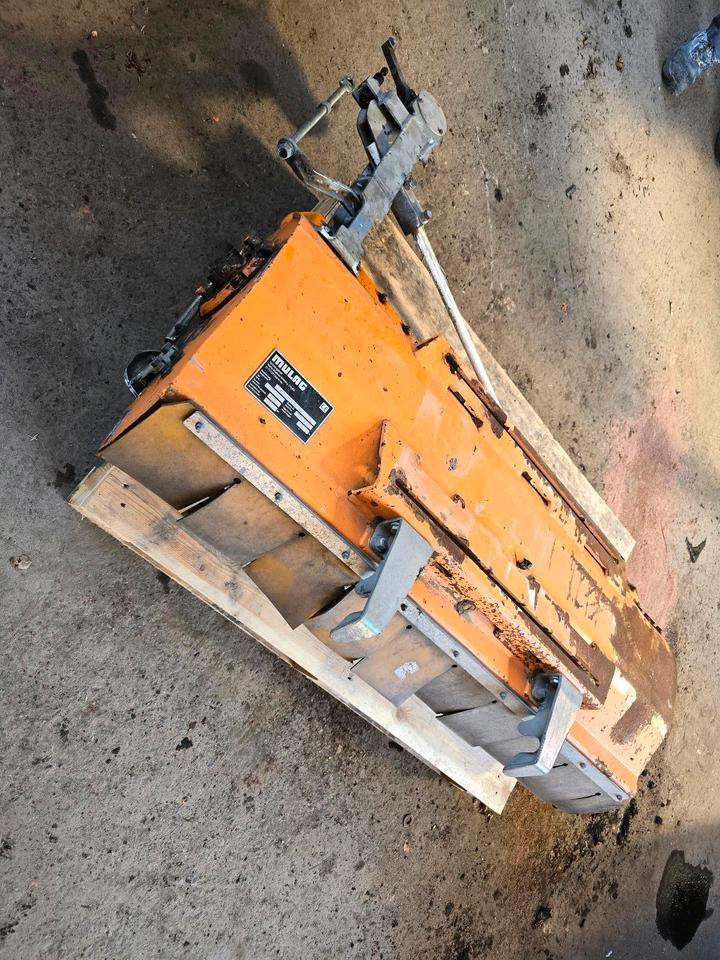 Mulag RMK 1200 BJ. 2015 Randstreifenmäher Böschungsmäher Böschungsmulcher für FME 600 700 MKM FMK Unimog 405 424 427 U 300 400 500 430 - Šlaitinis mulčeris: foto 2 Mulag RMK 1200 BJ. 2015 Randstreifenmäher Böschungsmäher Böschungsmulcher für FME 600 700 MKM FMK Unimog 405 424 427 U 300 400 500 430 - Šlaitinis mulčeris: foto 2
