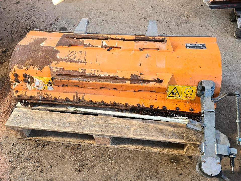 Mulag RMK 1200 BJ. 2015 Randstreifenmäher Böschungsmäher Böschungsmulcher für FME 600 700 MKM FMK Unimog 405 424 427 U 300 400 500 430 - Šlaitinis mulčeris: foto 3 Mulag RMK 1200 BJ. 2015 Randstreifenmäher Böschungsmäher Böschungsmulcher für FME 600 700 MKM FMK Unimog 405 424 427 U 300 400 500 430 - Šlaitinis mulčeris: foto 3