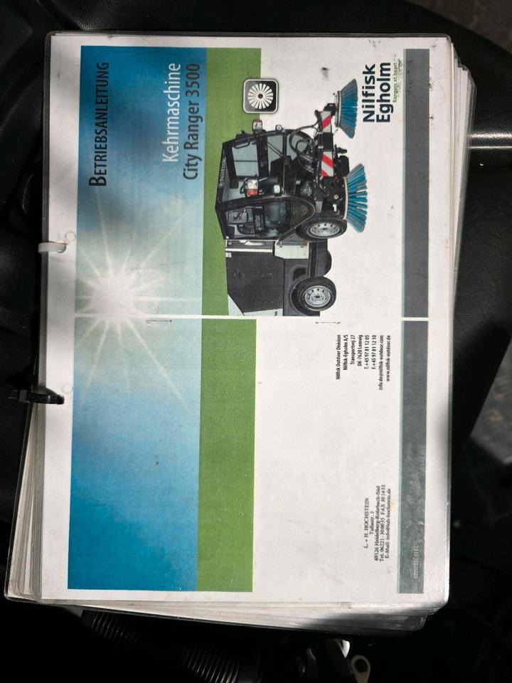 Nilfisk City Ranger 3500 Kehrmaschine Straßenkehrmaschine mit Schmidt Bediendisplay Hako Kehreinheit lizingą Nilfisk City Ranger 3500 Kehrmaschine Straßenkehrmaschine mit Schmidt Bediendisplay Hako Kehreinheit: foto 15