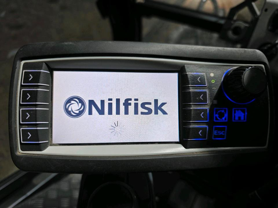 Nilfisk City Ranger 3500 Kehrmaschine Straßenkehrmaschine mit Schmidt Bediendisplay Hako Kehreinheit lizingą Nilfisk City Ranger 3500 Kehrmaschine Straßenkehrmaschine mit Schmidt Bediendisplay Hako Kehreinheit: foto 10