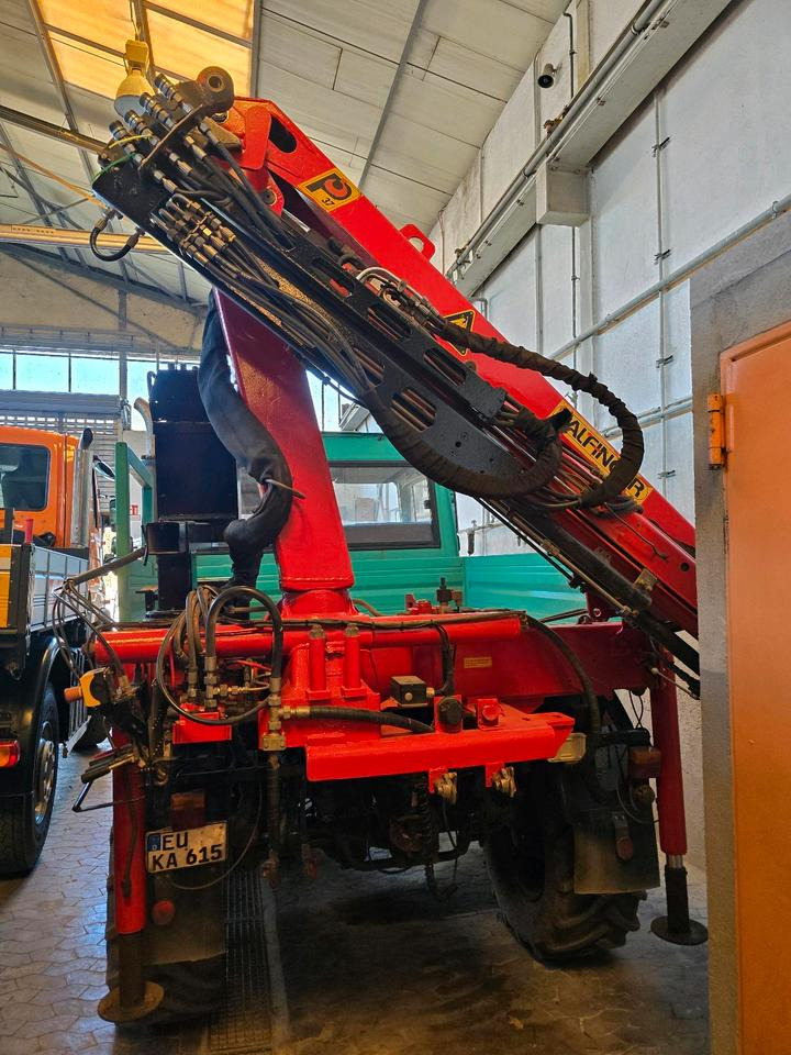 Kranas-manipuliatorius Palfinger PK3700 A Kran für Unimog Mercedes-Benz U1000 1200 1400 1600 2100 1700 1500 U 400 300 500 Greifschaufel Kingshofer Holzzange: foto 1